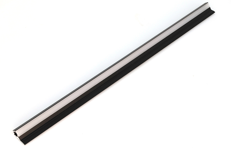 Anti-Glare under cabinet light