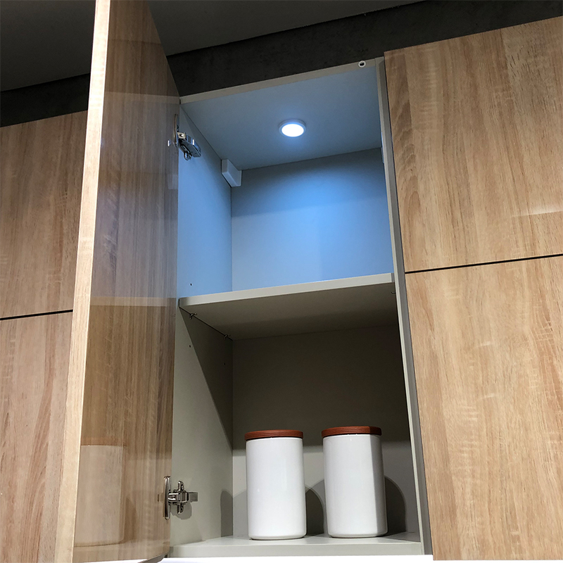 under counter puck lights
